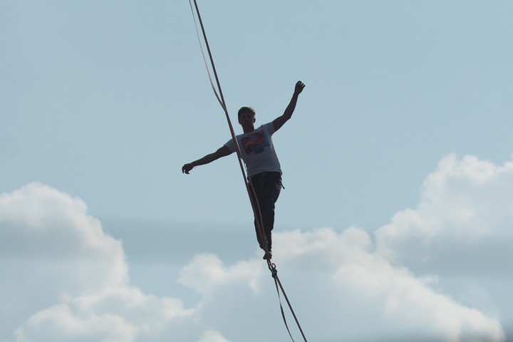 Небесный пешеход: корреспондент «Вечерней Москвы» освоил азы хайлайна