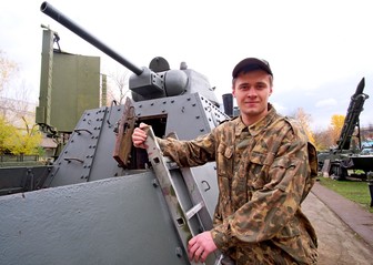 Корреспондент «ВМ» посмотрела, как реставрируют единственный сохранившийся бронепоезд БП-43