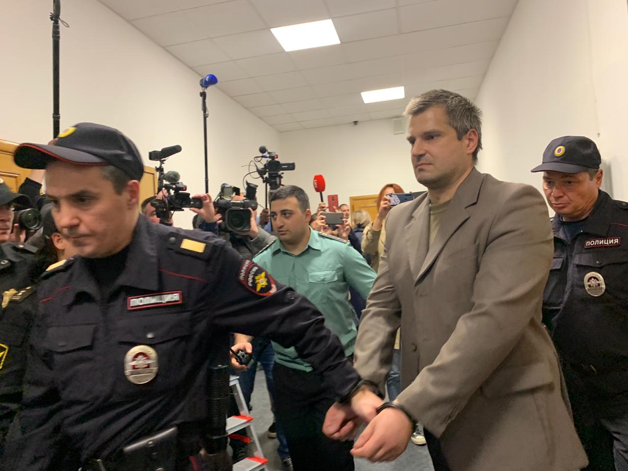 Сергей Григорьев после оглашения приговора в зале суда