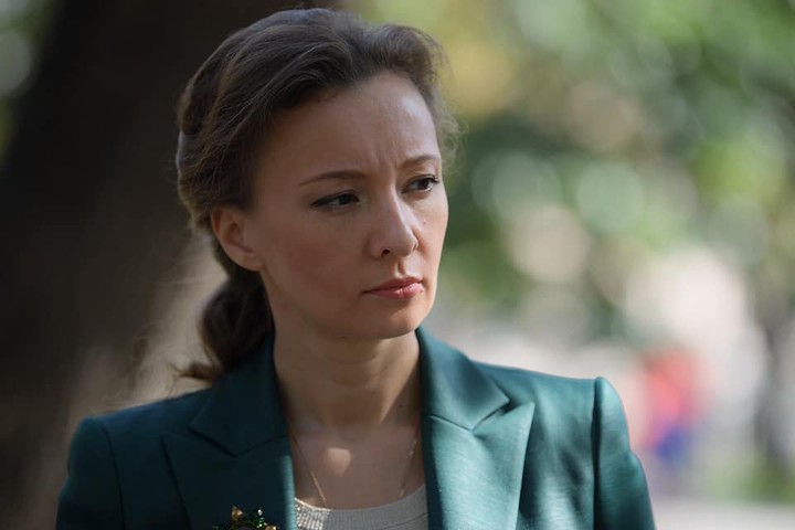 Детский омбудсмен рассказала о состоянии выпавшего из окна мальчика