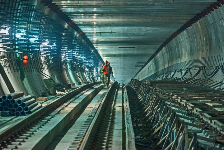 На втором участке Некрасовской линии идут работы по монтажу инженерных систем