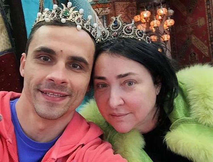СМИ: Бывшего мужа Лолиты доставили в больницу с тяжелыми травмами