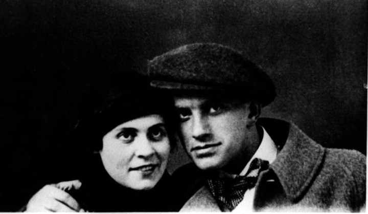 Лиля Брик с Владимиром Маяковским