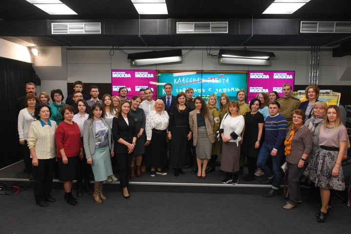 Педагоги, гости клуба, рассказали, какие форматы и методики они сами находят, чтобы говорить со своими учениками о войне