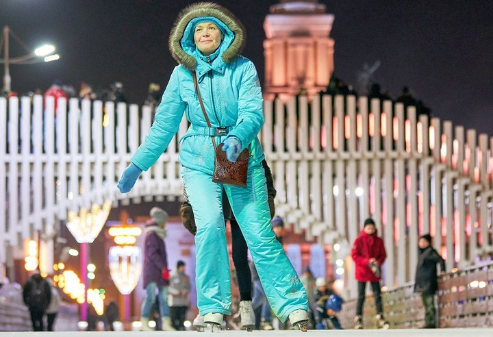 Льготный билет на главные катки столицы можно получить по карте москвича