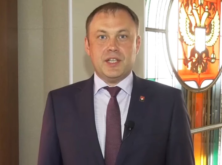 Мэр Кемерова объяснил покупку новогодней ели почти за 18 миллионов рублей