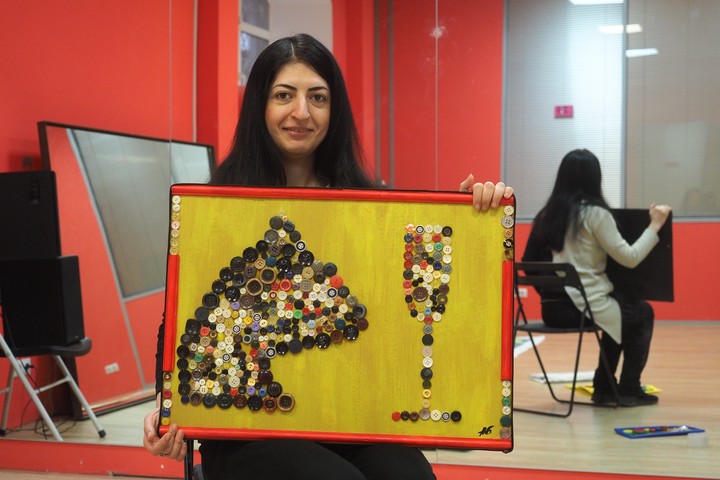 Я очень люблю гулять пешком по Москве, бывать там, где скопление людей