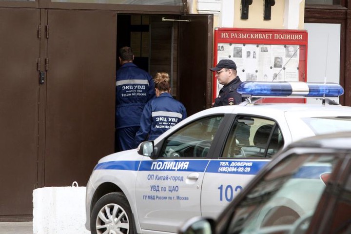 Пять миллионов рублей украли через окно квартиры на втором этаже в Москве