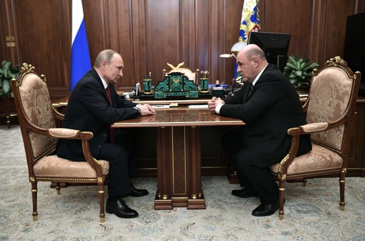 Путин внес кандидатуру главы ФНС Мишустина на должность премьер-министра