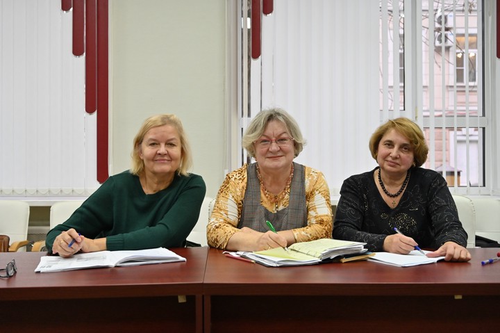 Польский, гэльский и иврит: где в Москве можно бесплатно учить языки