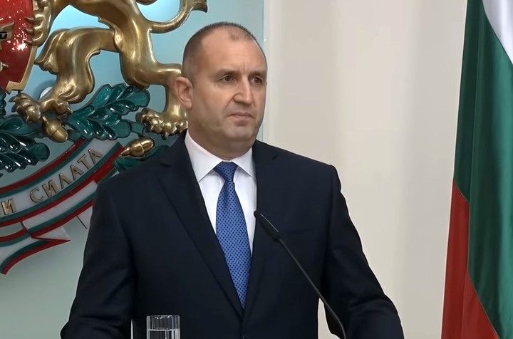 Президент Болгарии не подписал декларацию девяти стран о вступлении Украины в НАТО