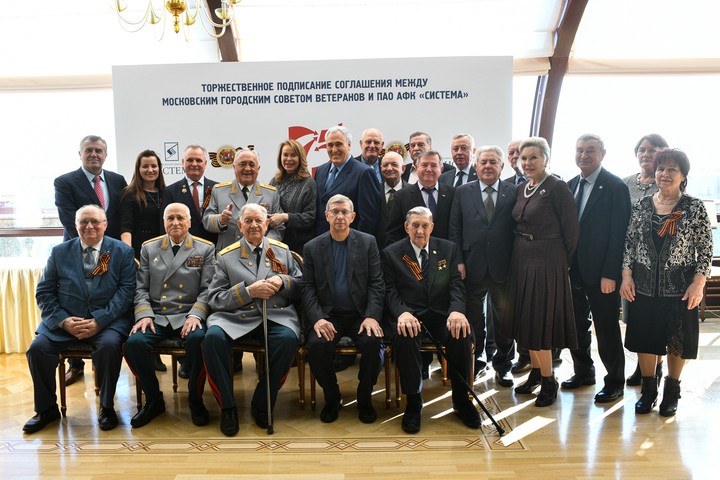 Чтобы сберечь историю Отечества, нужно заботиться о его героях