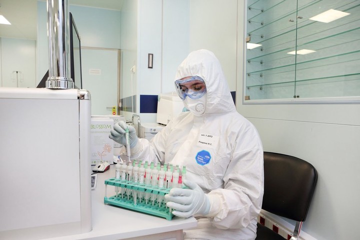 Иммунолог рассказал, сколько времени заразен пациент с COVID-19
