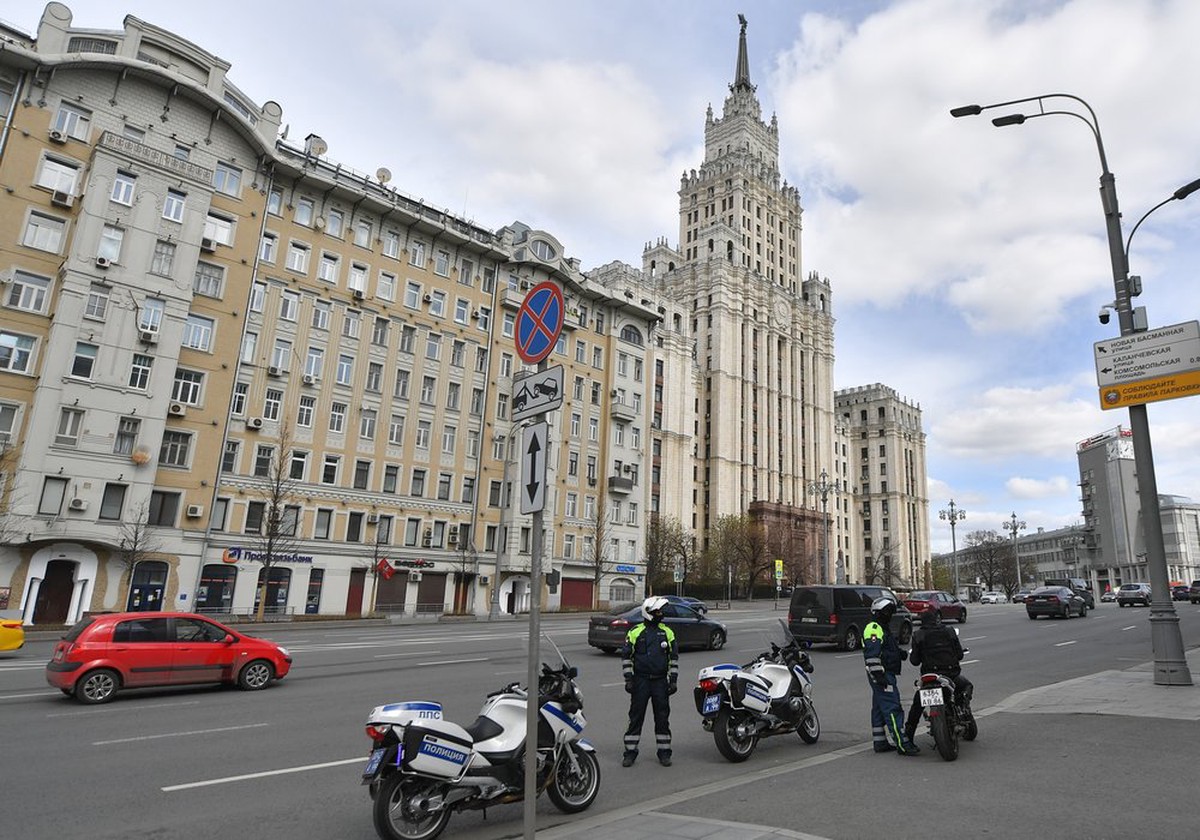 Возле 1. Московская-обстановка. Дорожная 8 Москва. На столицу вперед.