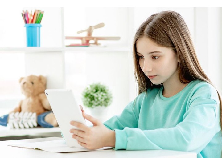 Лучшие учителя Москвы проведут онлайн-занятия для школьников