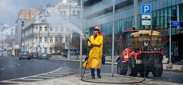 Ежедневная дезинфекция улиц — важная часть борьбы с коронавирусом