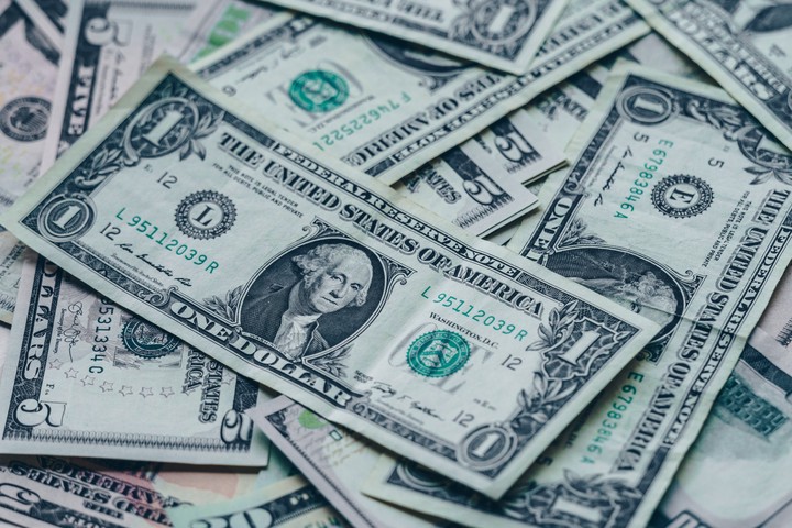 Forbes составил список российских миллиардеров, разбогатевших этой весной