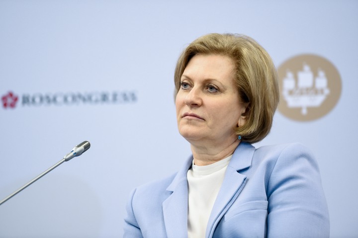 Попова озвучила преимущества создания нескольких вакцин от коронавируса