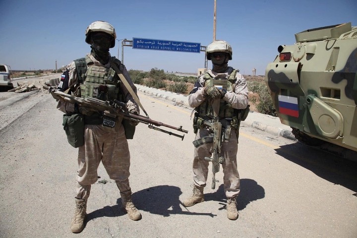 «Так вел себя Гитлер»: военный аналитик назвал главного противника России и раскрыл его планы