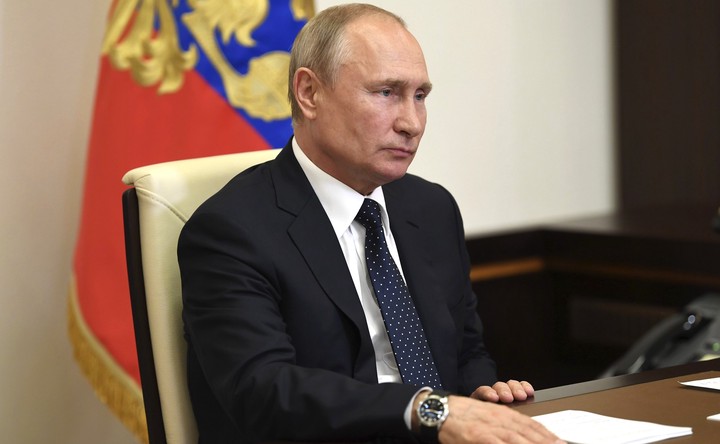 Путин оценил организацию дистанционного обучения в России