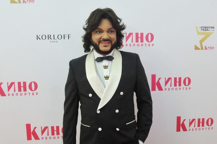 Киркоров посетил премьеру фильма с загадочной спутницей Киркоров посетил премьеру фильма с загадочной спутницей