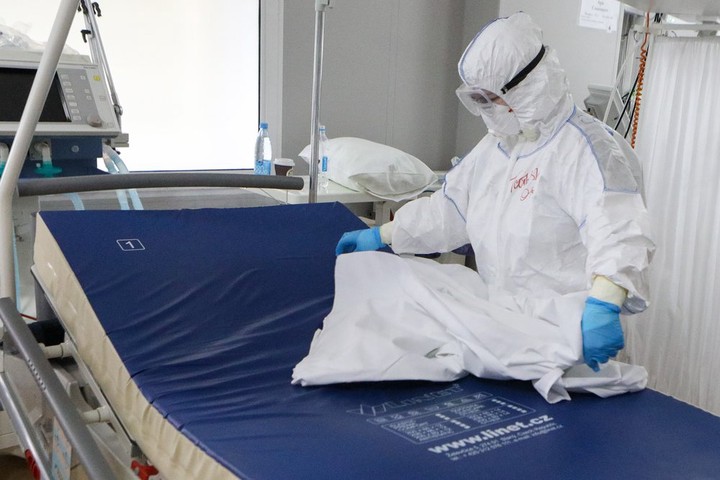 Число случаев коронавируса в мире превысило 9,5 миллиона