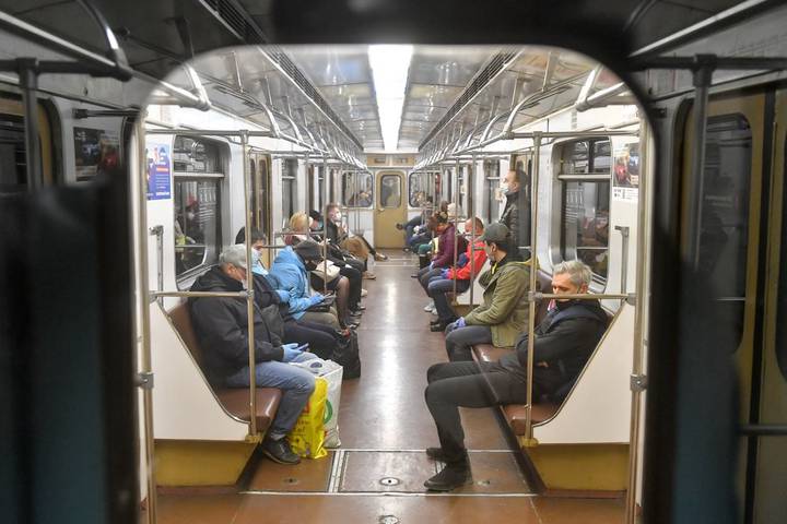 И не друг, и не враг, а так