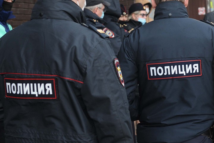 Неадекватный мужчина устроил стрельбу на юго-востоке Москвы
