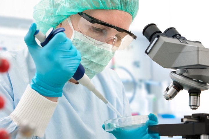 Клинические испытания вакцины от COVID-19 начнутся в центре Гамалеи