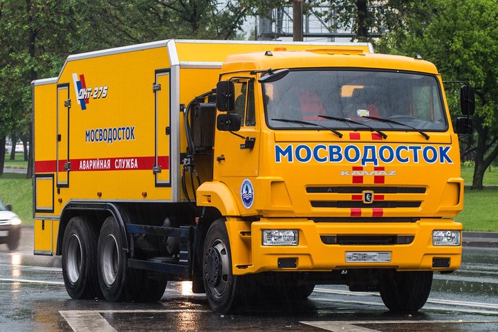 Городские службы устраняют последствия непогоды в Москве