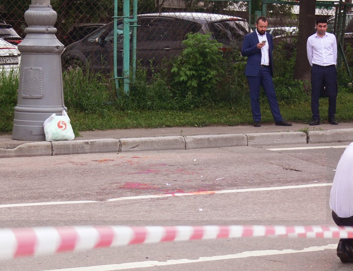 Огонь на поражение: раненые полицейские задержали в Москве стрелка с травматом