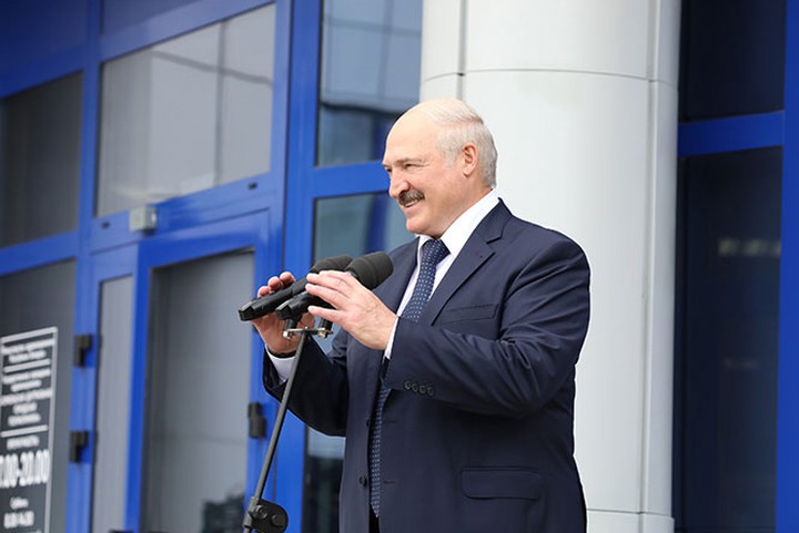 В технологиях Лукашенко видит скорее угрозу, чем потенциал