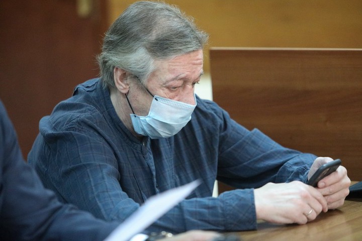 Врач рассказал о возможных последствиях болезни Ефремова