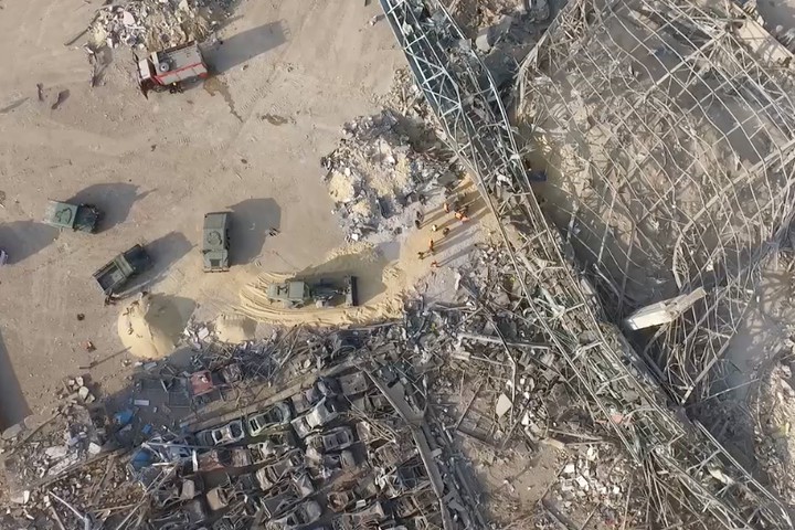 Число погибших в результате взрыва в порту Бейрута выросло до 158 человек