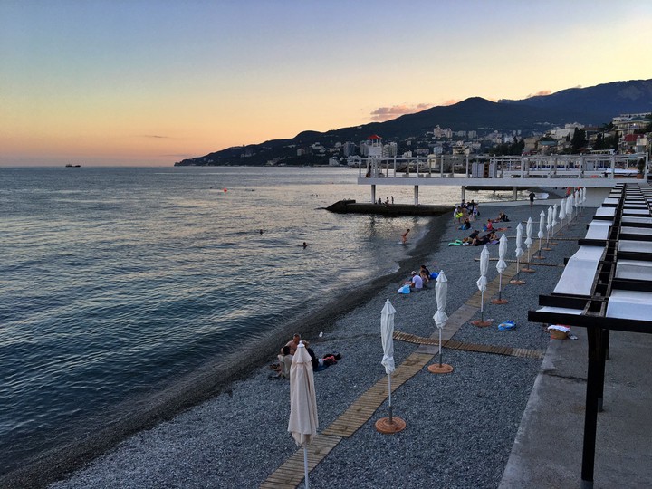 Крым готовится к пляжному сезону