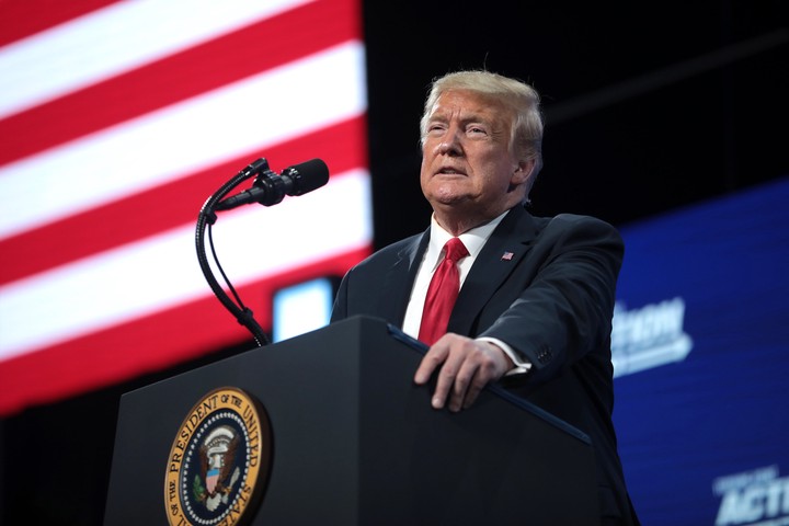 Трамп заявил о соблюдении режима прекращения огня в Карабахе