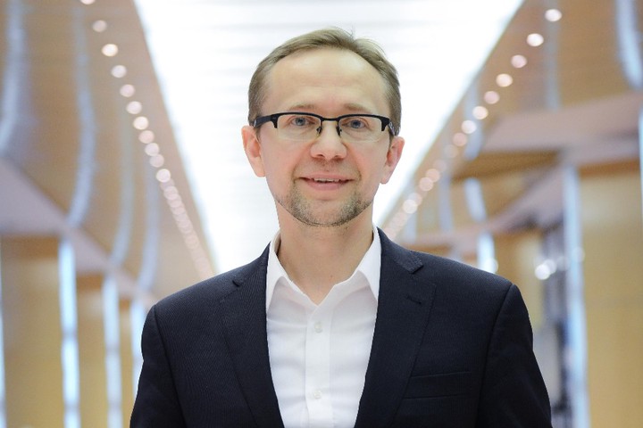 Александр Чекшин