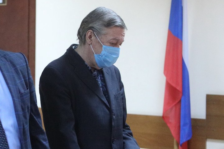 «Шансы есть»: адвокаты дали совет новому защитнику Ефремова