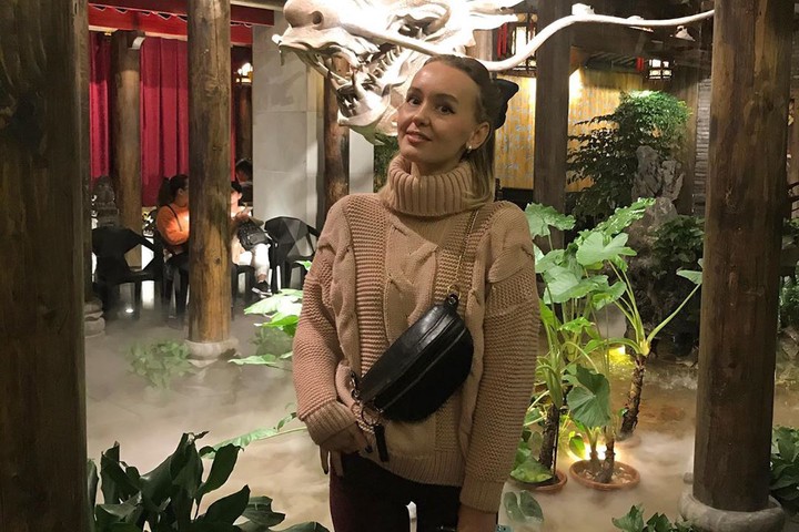 «Я все ждал встречи с ней»: близкие рассказали о погибшей в Китае блогерше