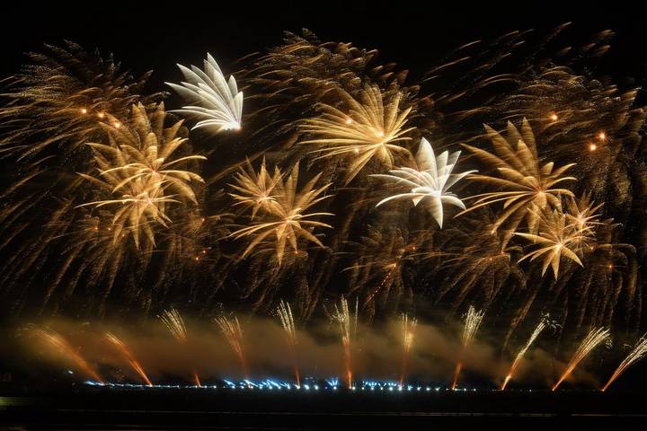 Ряд улиц Москвы перекроют 13 и 14 августа из-за фестиваля фейерверков