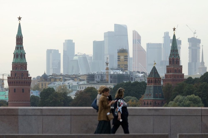 Иностранцам могут предложить ВНЖ в обмен на инвестиции в экономику России