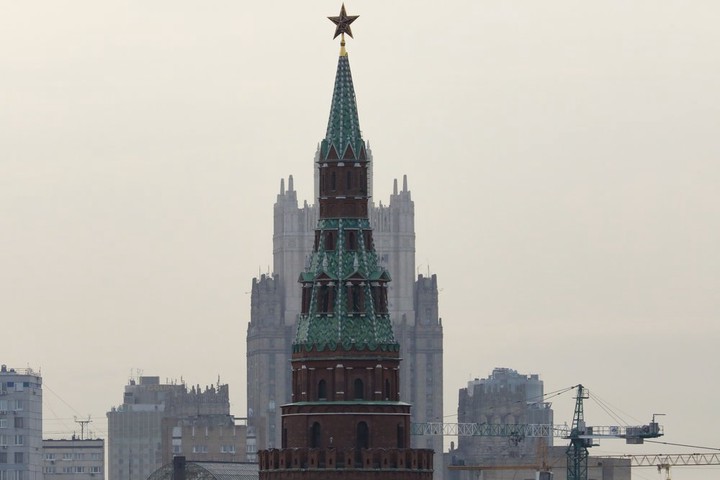 Кремль заявил о контроле над «нелегкой» ситуацией с коронавирусом в России