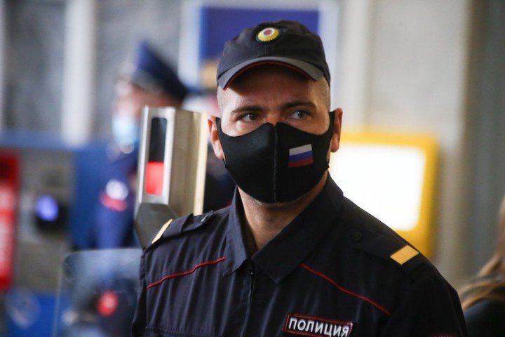 МВД не подтвердило информацию о москвичке, пострадавшей за замечание об отсутствии маски