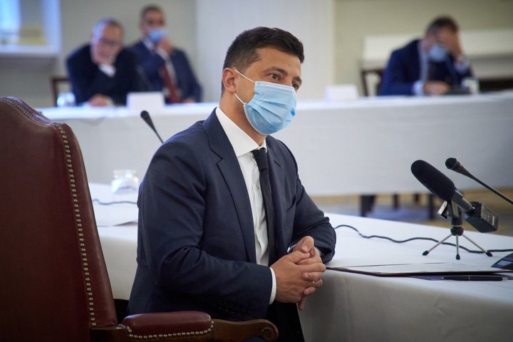 Зеленский анонсировал законы о переходном периоде после реинтеграции Донбасса