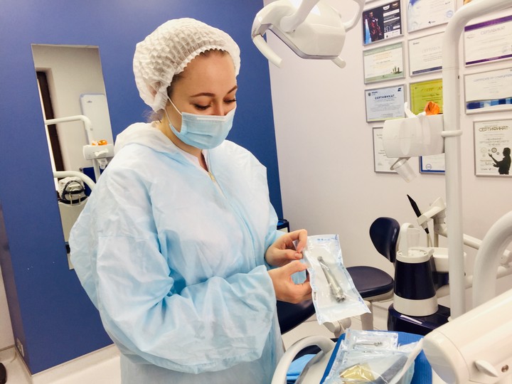 Врач рассказала, как на самом деле работает стоматология во время пандемии