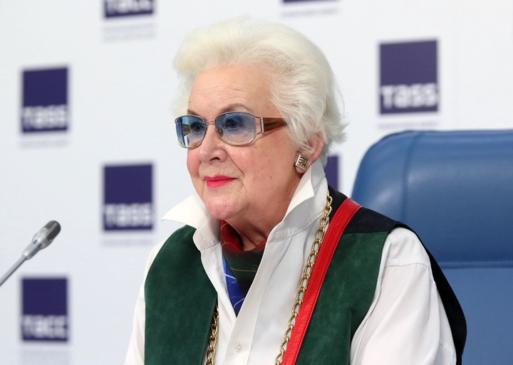 Анна Шатилова на пресс-конференции