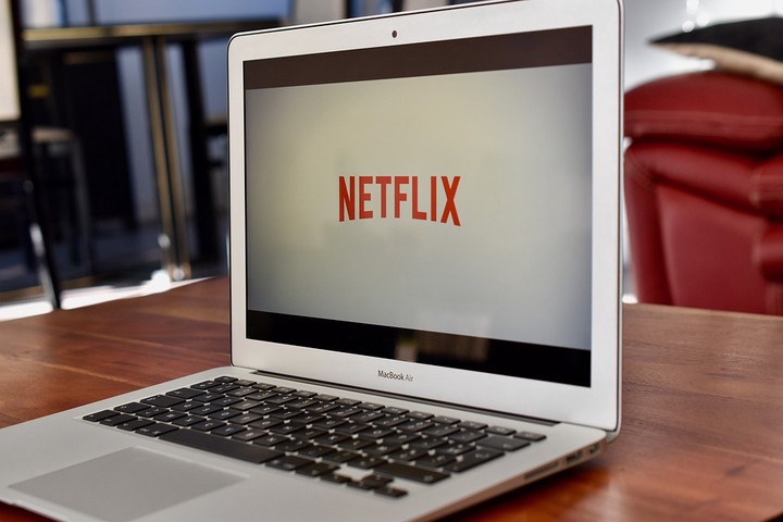 Мировой топ Netflix возглавил южнокорейский сериал «Мы все мертвы»
