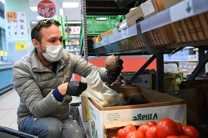 Падение доходов и пандемия: эксперты объяснили рост цен на продукты