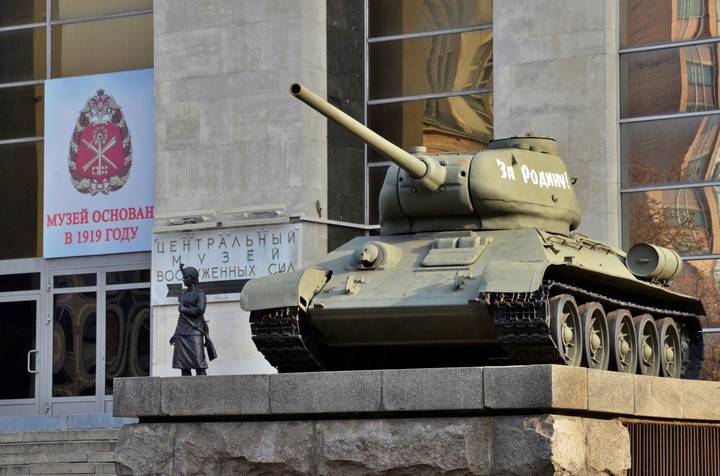 Названы места в Москве, где можно увидеть боевую технику времен Второй мировой войны