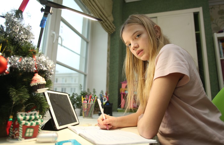 Уникальная система: как МЭШ помогает школьникам во время пандемии